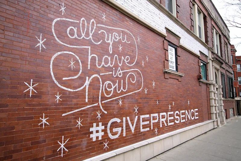 Lululemon #givepresence