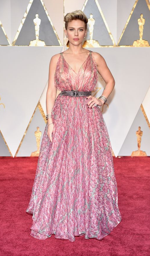 Scar Jo Azzedine ALaia Oscars17.png