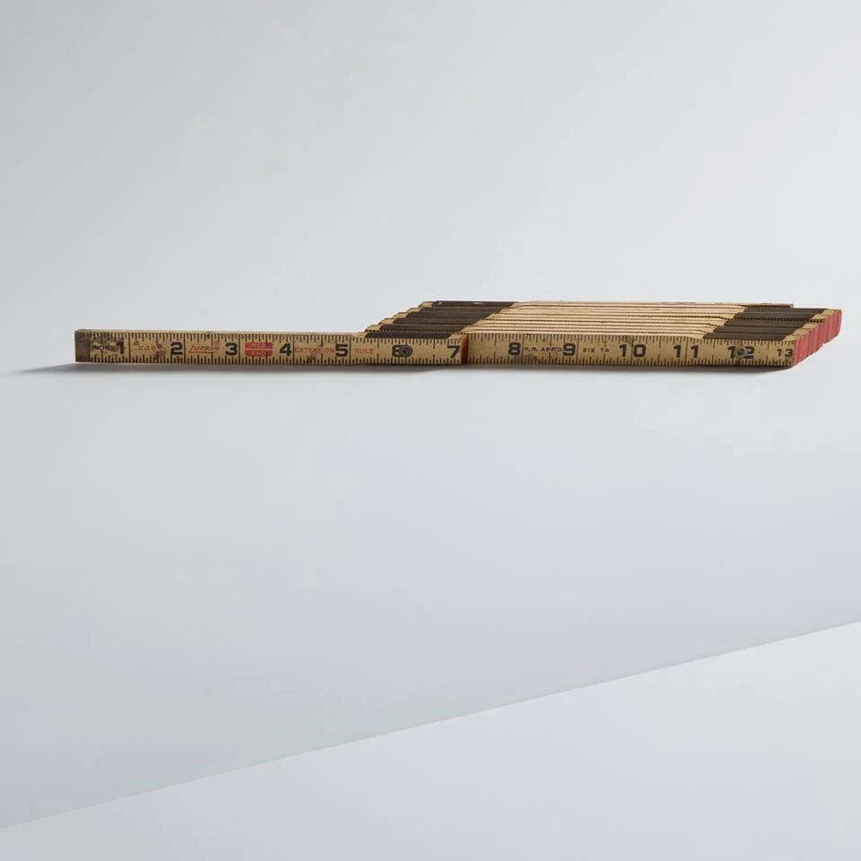 Folding Rule with perspective Transformation measures true to scale while receding in space