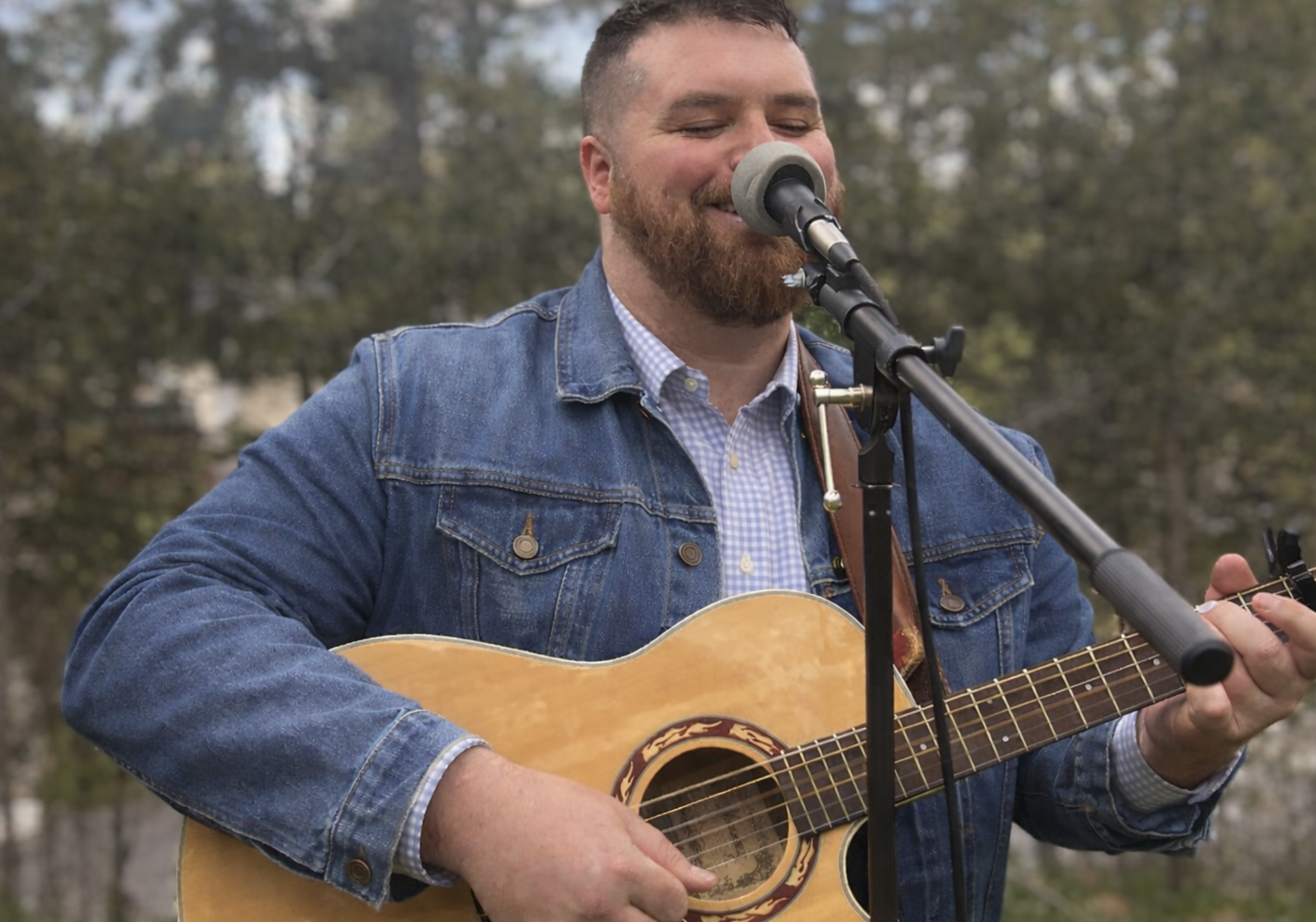 Live On The Lawn - Gabe Hess