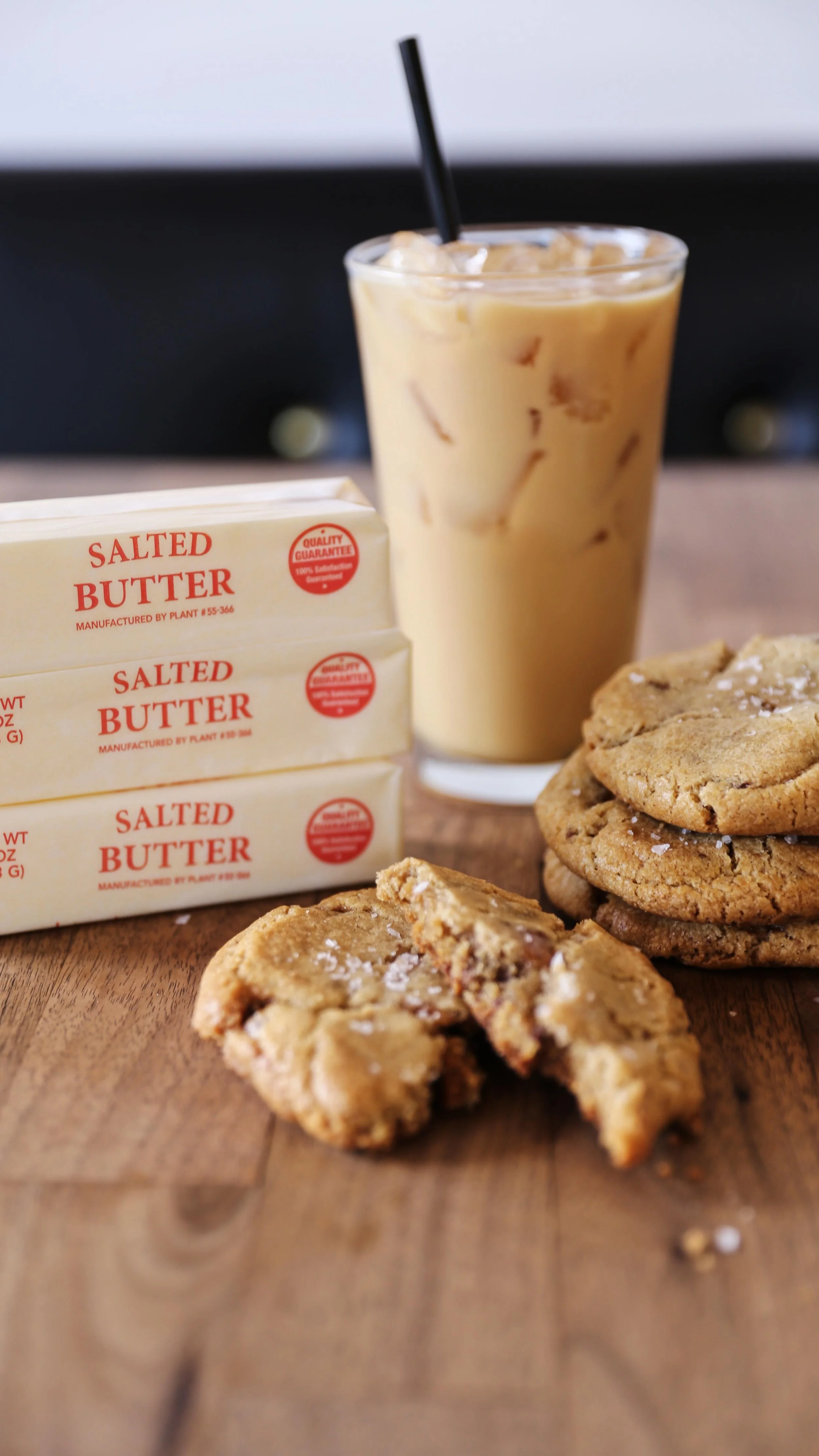 Fall weather and a cozy Sunday at home call for some delicious baking! One of our favorite cookbooks on the retail table is Cookies & Crumbs! This delightful little book is packed full of sweet recipes that are both delicious and creative. Pre-he