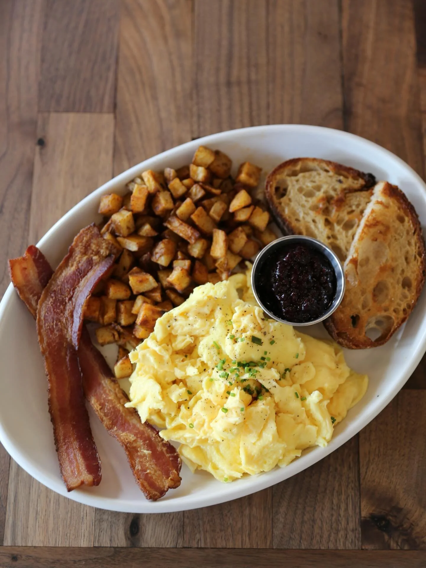 Start your day with us! Our breakfast menu is available every day until 11am. With classic breakfast, burritos, our popular croque madame, mimosas and coffee there&rsquo;s something for everyone! Fuel up for the day and join us in this perfect Spring