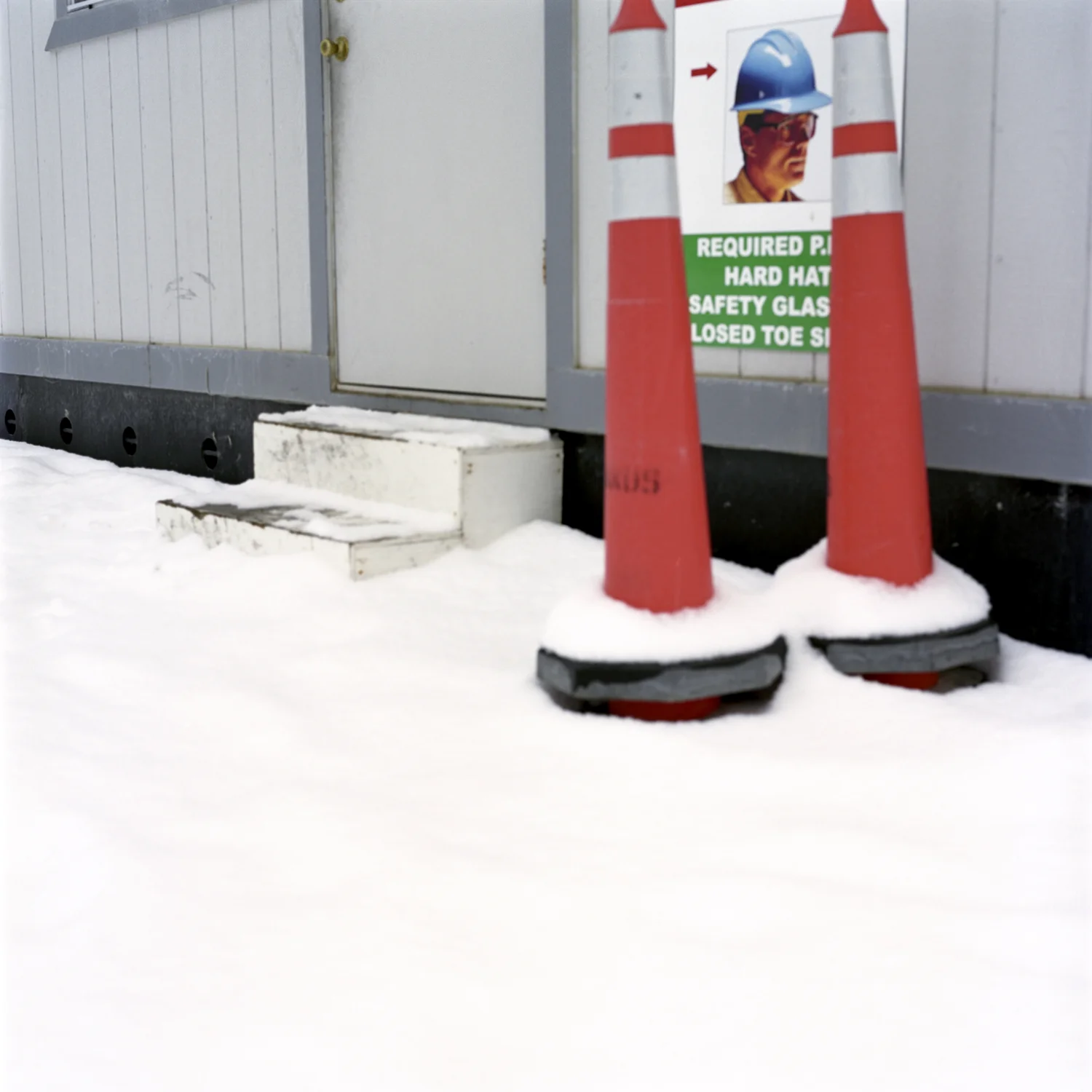 hardhat : 2009