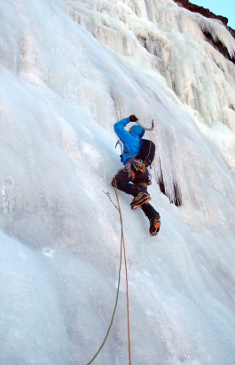 Helly Hansen: Success and Injuries in Nepal