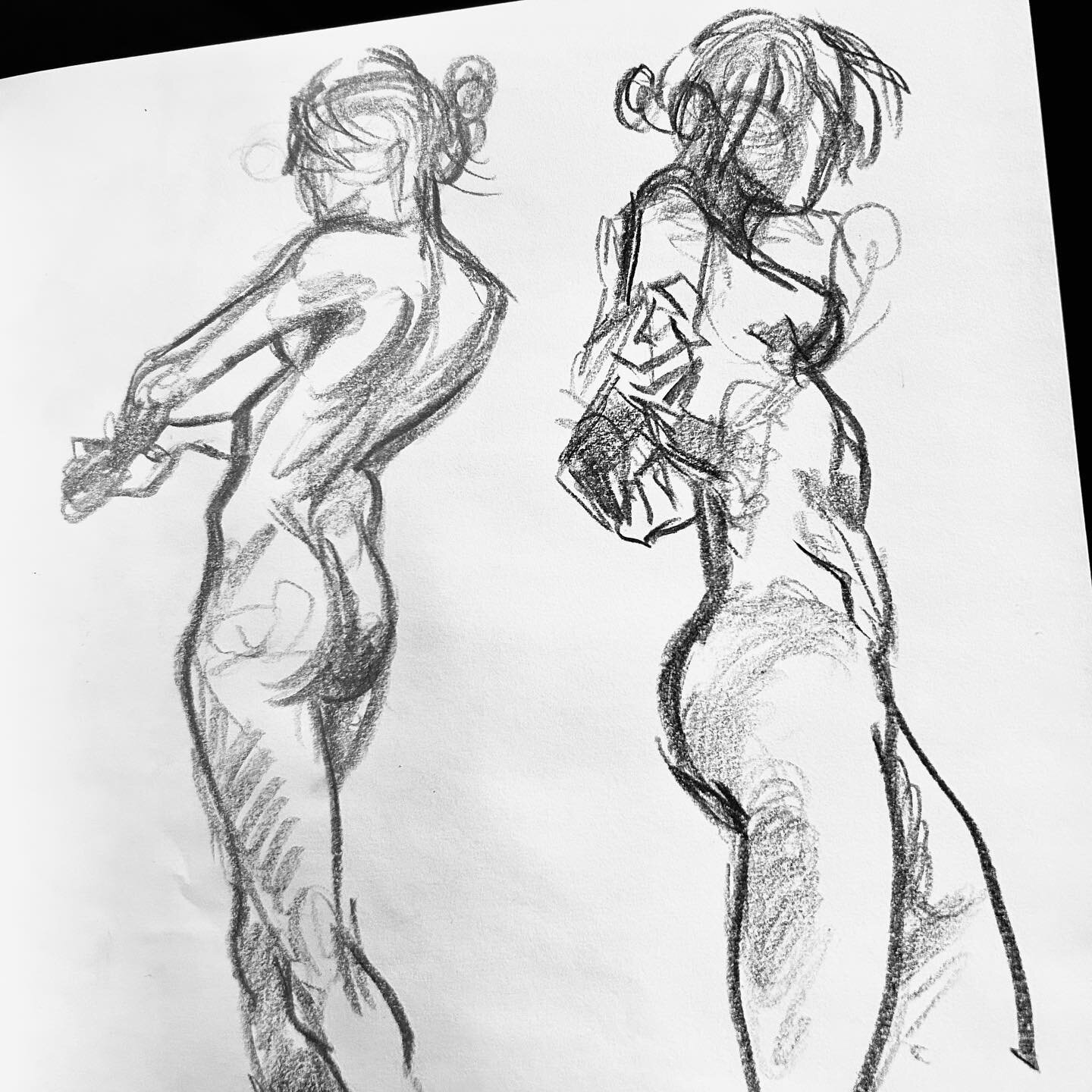 Gestures at you wildly
.
.
.
.
#sketch #sketchbook #art #lifedrawing #artistsoninstagram #gesturedrawing