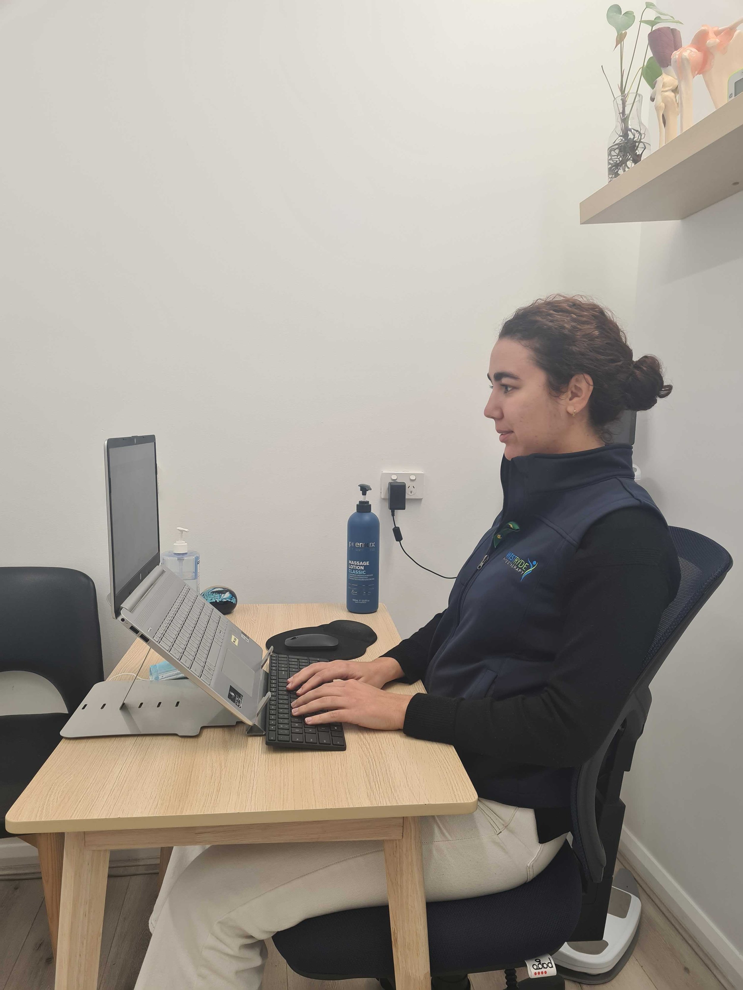 Optimising your workstation – Choosing the correct chair  