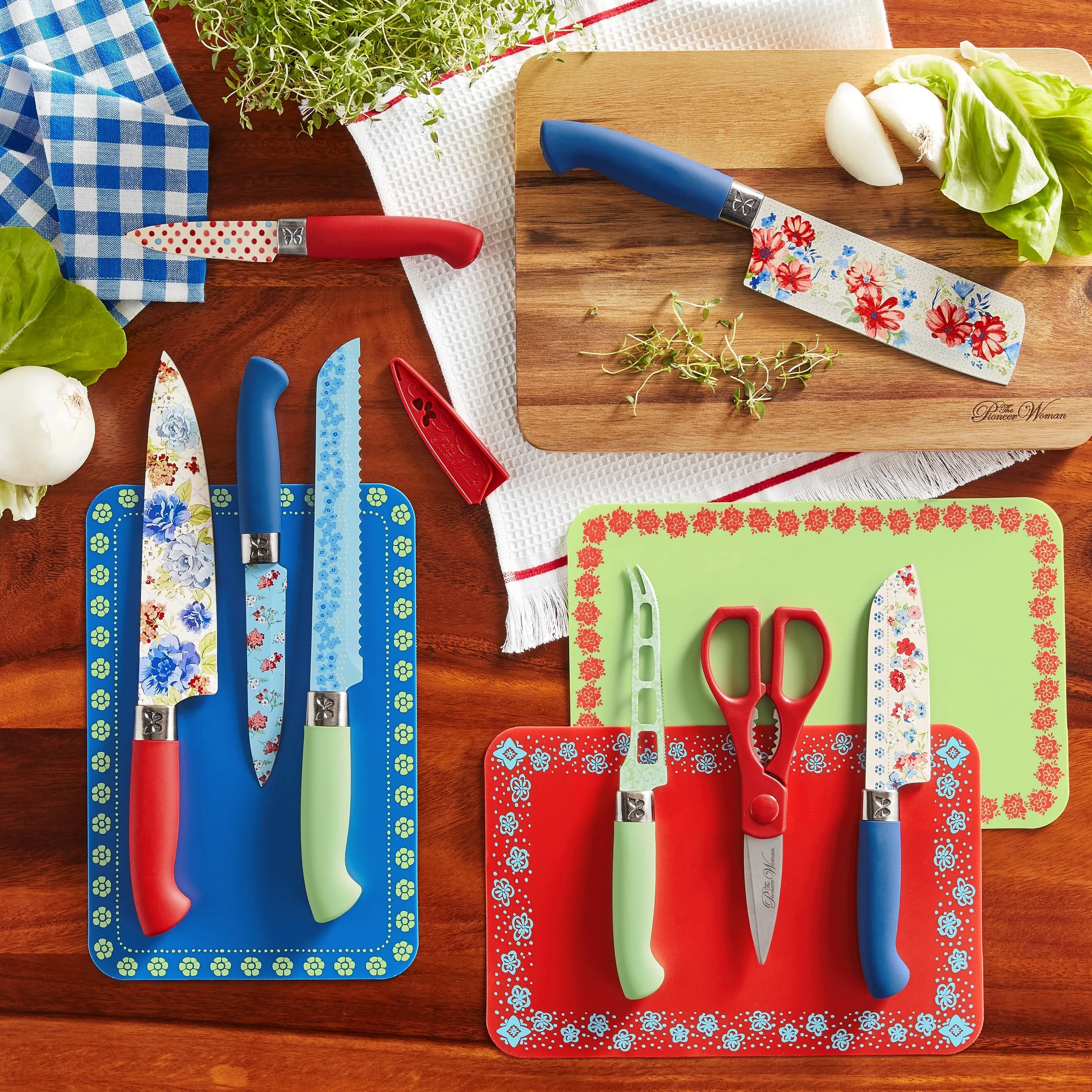 5. SQUARE 20 Pc Knife Set Classic Charm.jpeg