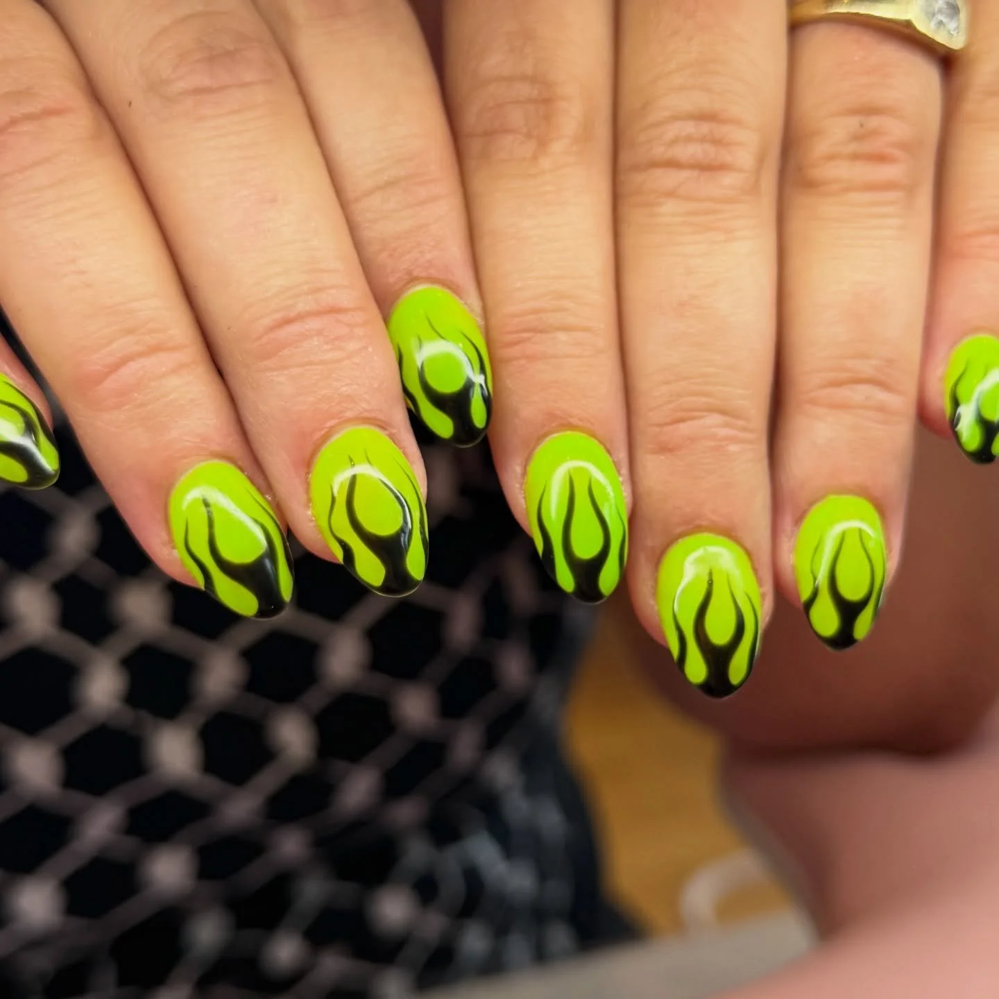 A guaranteed good time for all the hotties 🔥💚
Add level 2 for the sexiest mani of all time