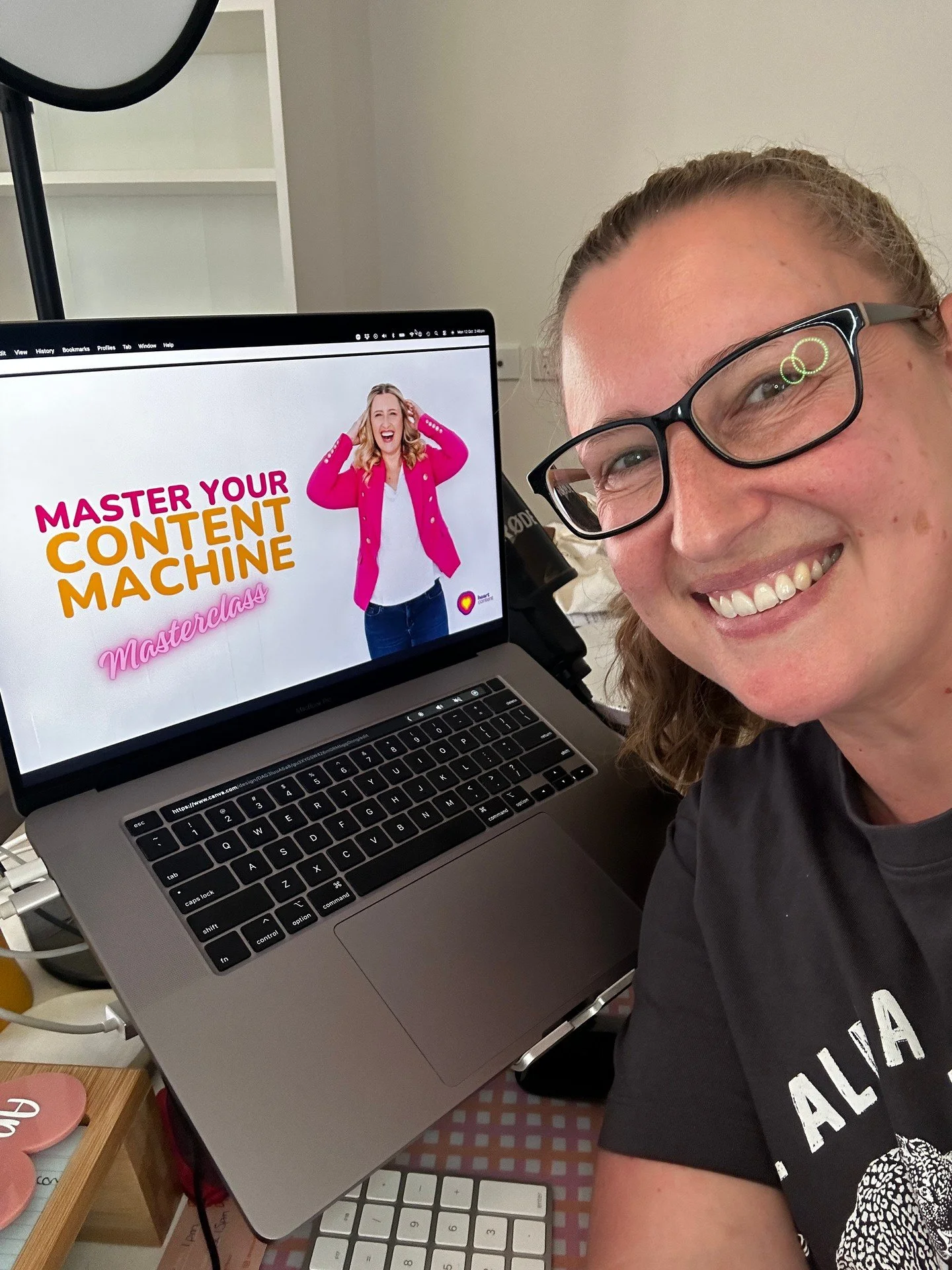 If you&rsquo;re feeling frustrated with the content creation process in your business, I want to show you the way out of that and into content success.

The secret isn't in showing you some fancy new content creation process.

You&rsquo;ve already tr