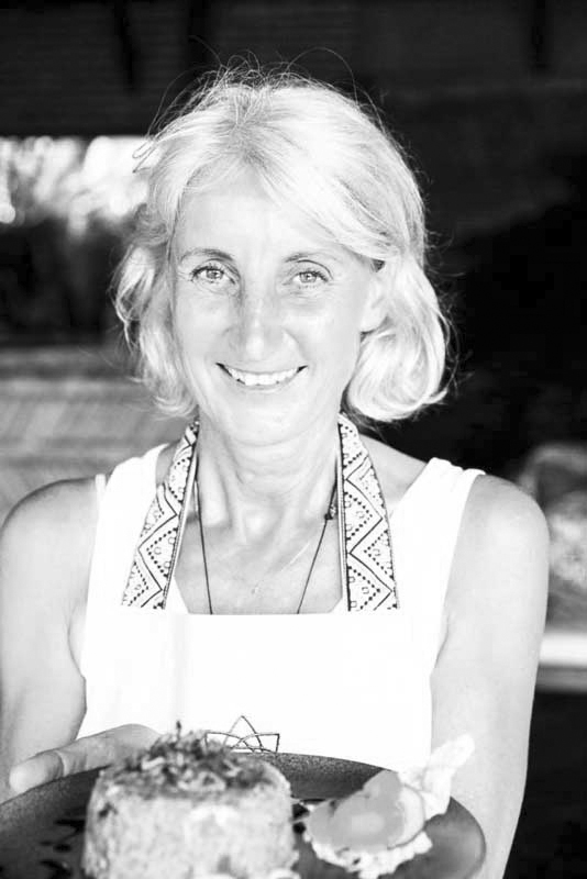 daniela_baliasli.black.white.jpg