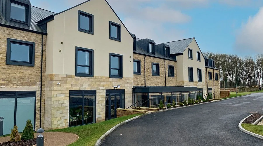 Wilds Inn by Van Dyk’s wedding venue with modern styling, elegant décor and countryside location near Worksop