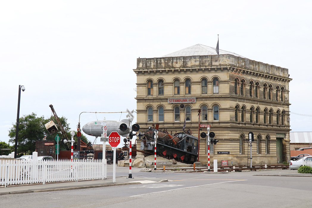 Steampunk HQ