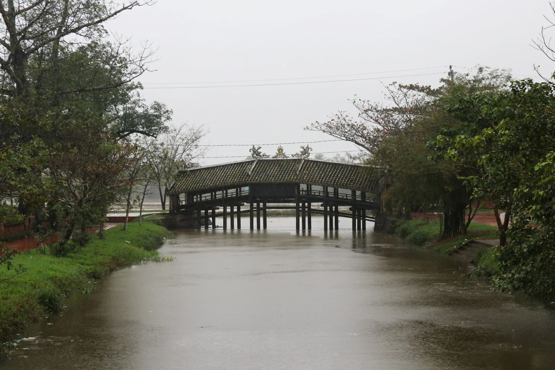 Than Toan Bridge