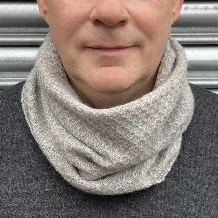 elietoo_cashmere_short_cowl_chinchilla.jpeg