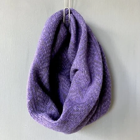 barley_lambswool_short_cowl_heliotrope_thunder.jpeg