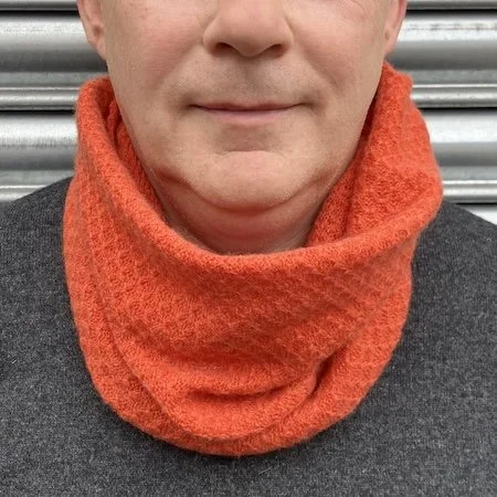 elietoo_cashmere_short_cowl_ember.jpeg