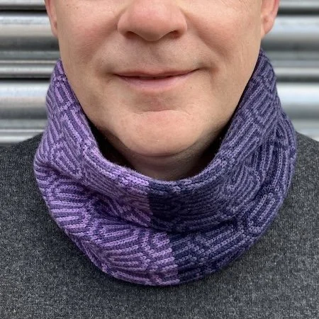 paperclip_lambswool_short_cowl_navy_thunder_clematis.jpeg