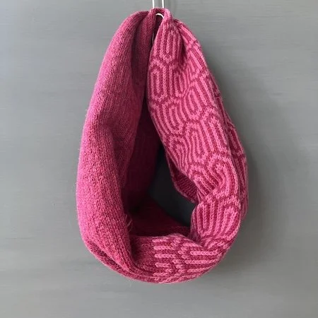 paperclip_lambswool_short_cowl_rosehip_vegas_cabaret.jpeg (Copy) (Copy)