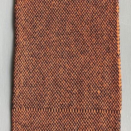 spot_cashmere_short_scarf_navy_orange_detail.jpeg