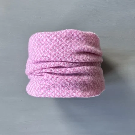 harris_cashmere_short_cowl_candyfloss_sweetpea.jpeg
