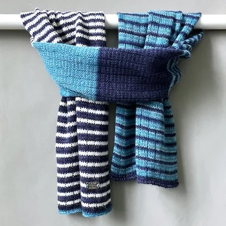 rib_striped_cashmere_dark_blue_white_turquoise_dark_blue.jpeg