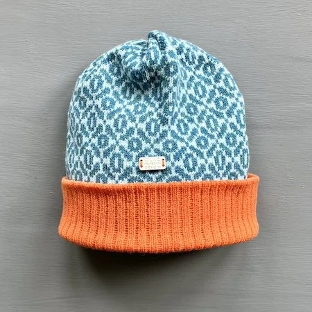 glasgow_lambswool_beanie_barracuda_raindrop_turmeric.jpeg