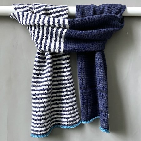 rib_striped_cashmere_dark_blue_white_even.jpeg