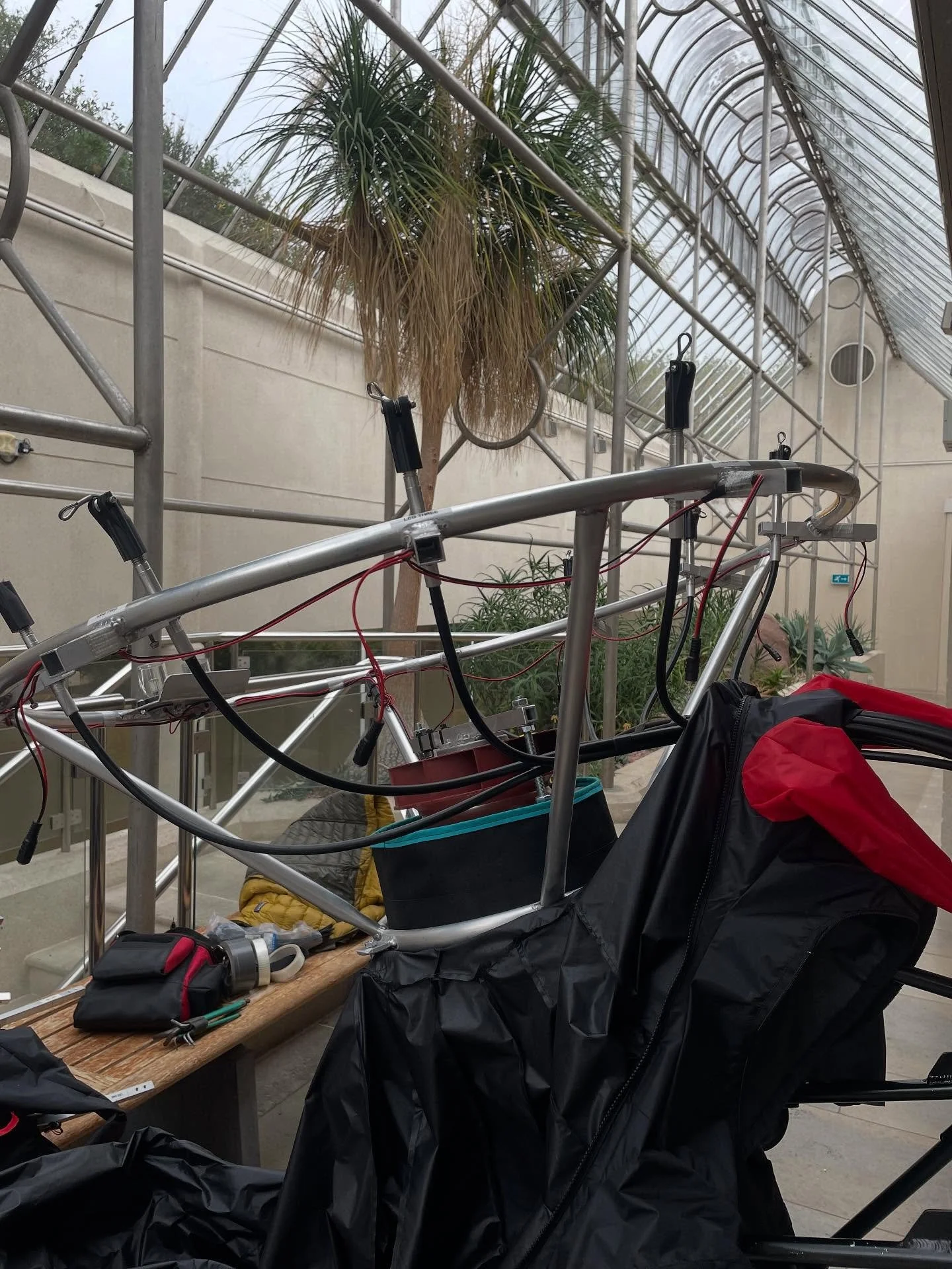 Setting up this morning in #kewgardens for @culturecreativeltd shows throughout the next couple of weeks leading up to #halloween.