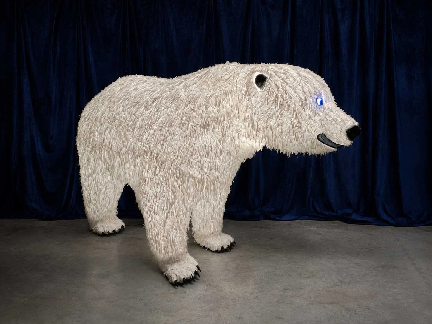 Glow Bear 01.jpg