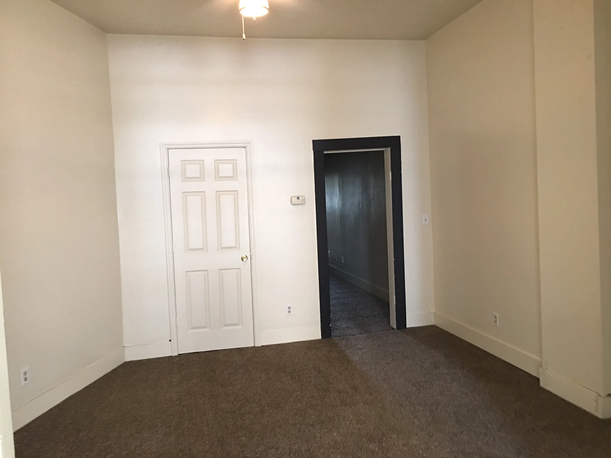 Downtown Shelbyville Apartment for Rent 2nd Floor — Torrey Smith