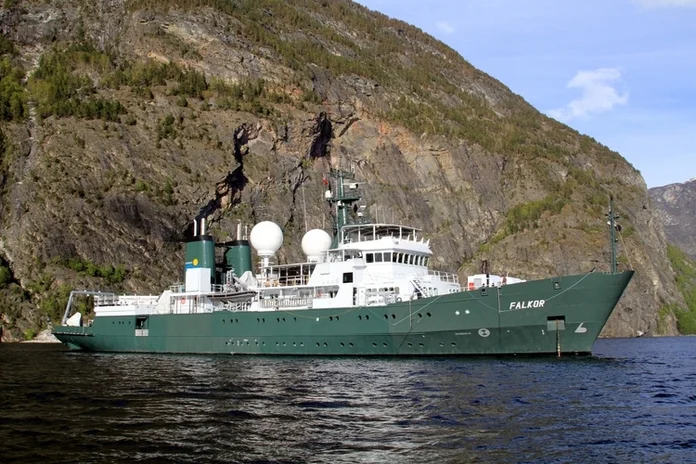 Research vessel Falkor. The only thing missing on this ship is a set of bronze Plankton Action Figures!