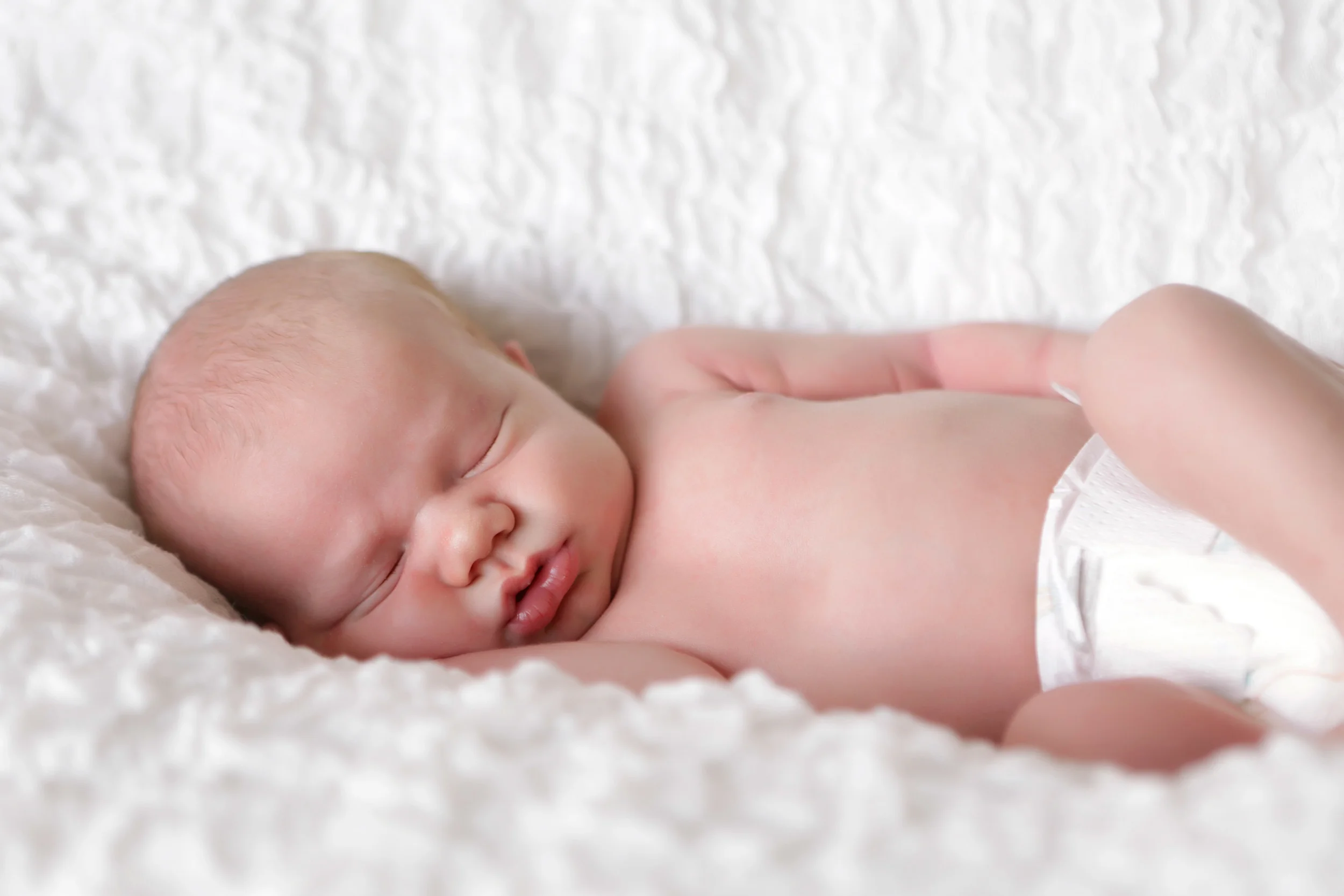 Lucas-Newborn_0003.jpg