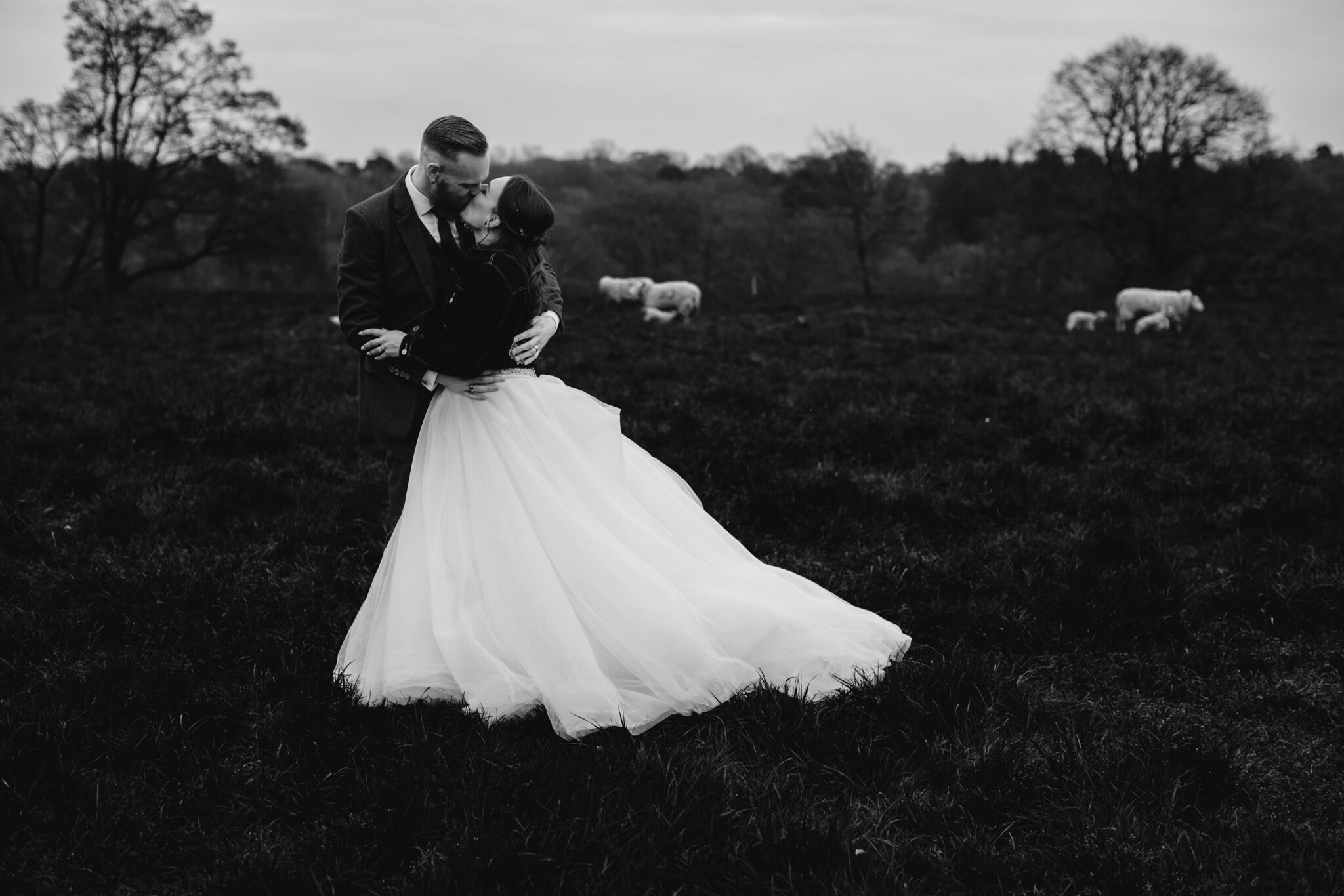 derbyshire-wedding-photographer-camera-hannah-derby-56.jpg