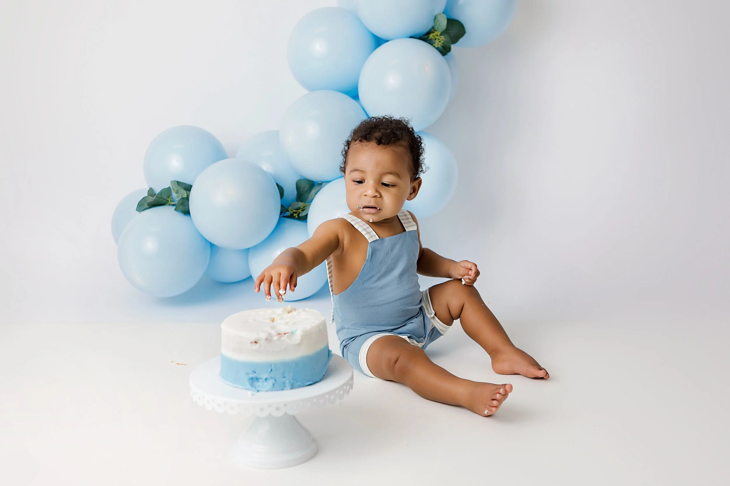 Givens_Atlanta Cake Smash Photography-30.jpeg