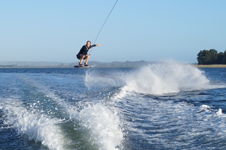 Lakeside-Lodge-and-spa-things-to-do-knysna.jpg