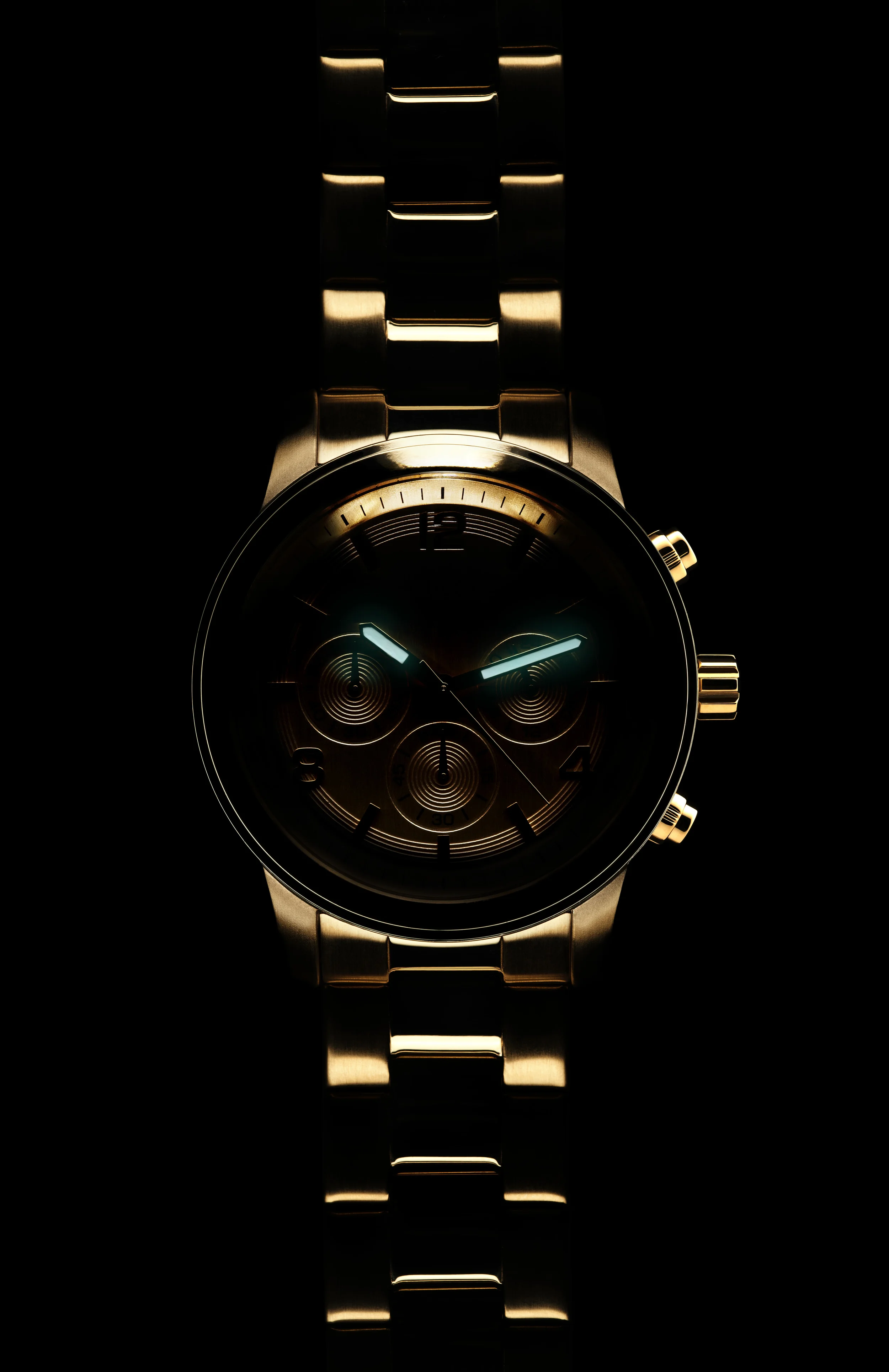 Guess Gold Watch_final_fixed.jpg