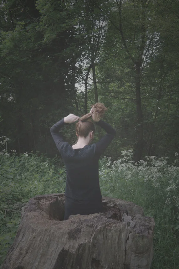 Mel in the woods II-04.JPG