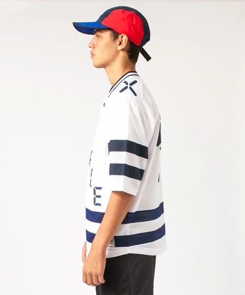 9090467_b_15_500.jpg