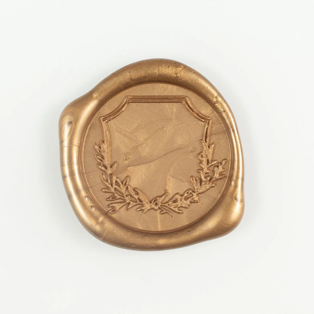 antiquegold-crest.jpg