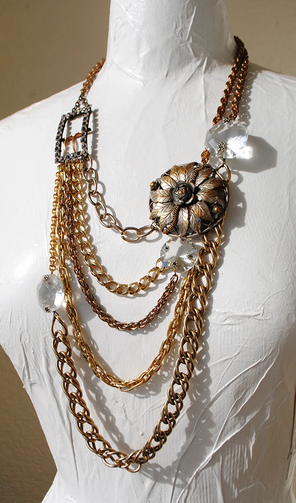 adorn by samouce_chandy chain steel flower crystal bib.jpg