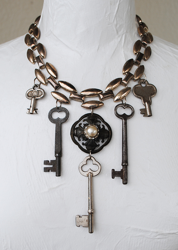 adorn by samouce_antique keys knob plate chain necklace.jpg