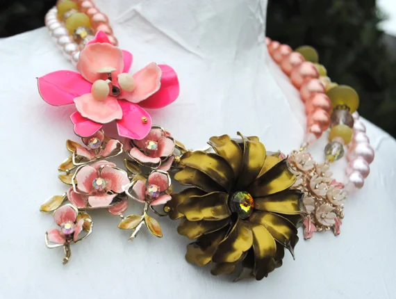 adorn by samouce_pink jade enamel flower brooch necklace6.jpg