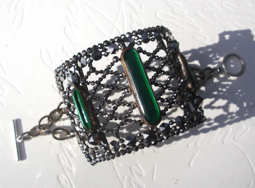 adorn+by+samouce_Vic+french+cut+steel+belt+buckle+emerald+glass+bracelet.jpg