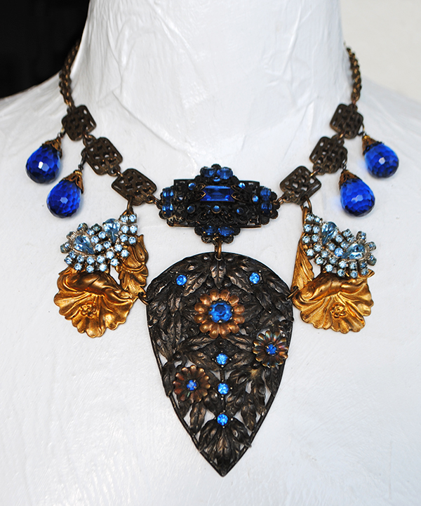 adorn by samouce_Victorian pewter cobalt rhn buckle necklace.jpg