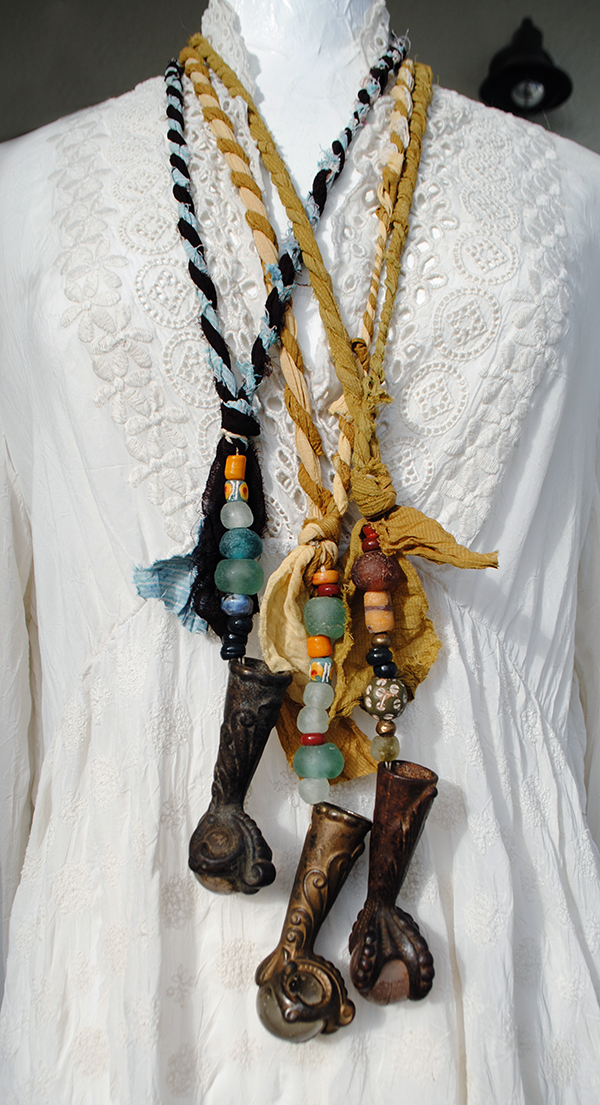 adorn by samouce_FRC_ball and claw collection.jpg