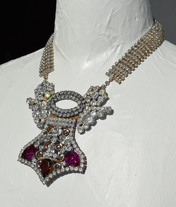 adorn by samouce_Designer production sample rhinestone necklace6.jpg
