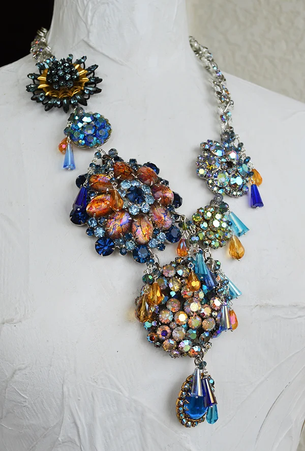 adorn by samouce_vintage rhn brooch chest bib necklace2.jpg