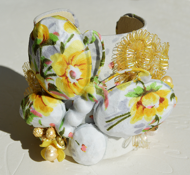 adorn by samouce_hanky butterfly flower cuff5.jpg