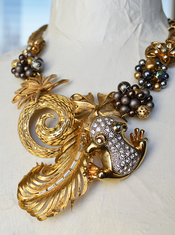 adorn by samouce_rhn frog feather pearl cluster necklace3.jpg