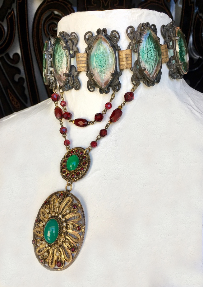 adorn by samouce_statement emerald cranberry choker necklace2.jpg